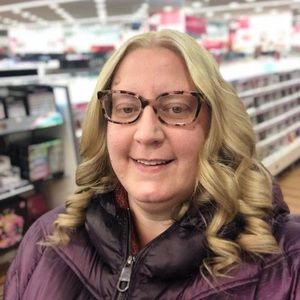 Meet your Posher, Catherine